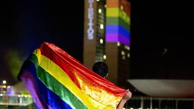 “No digas gay” es una de las leyes de talante ultraconservador promovidas por el republicano DeSantis, quien busca ser reelegido en noviembre próximo.