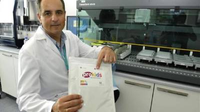 El programa DNA-Prokids, que impulsa la Universidad española de Granada y cuyo objetivo es identificar víctimas del tráfico de personas a través de la genética, es una herramienta clave para dificultar este delito y evitar las adopciones ilegales, dijo el promotor del proyecto, José Antonio Lorente.EFE