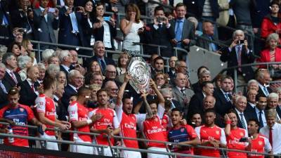 Arsenal golea al Manchester City y se queda con la 'Community Shield'