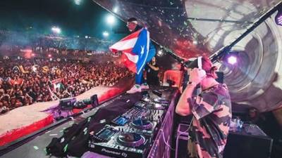 El festival de Tomorrowland dura alrededor de dos semanas y su esencia es la música electrónica.