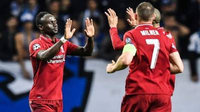 Liverpool no tuvo problemas y goleó al club portugués. FOTO AFP.