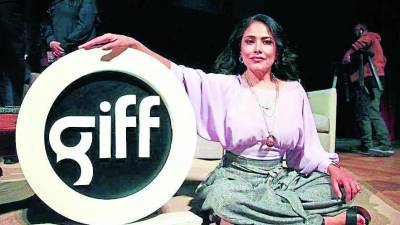 Vanessa Bauche denuncia violencia de género en serie