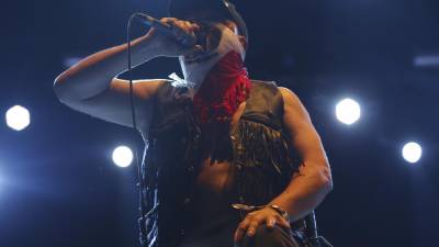 Fotografía de archivo del 24 de junio de 2017 del vocalista de banda de rock metal mexicana Brujería, Juan Brujo, durante su presentación en el Download Festival en Madrid (España).