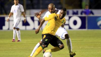 Honduras ganó 2-0 a Jamaica en el primer partido de la hexagonal en Tegucigalpa.