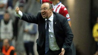 El entrenador del Real Madrid, Rafael Benítez, durante el partido frente al Sporting de Gijón. Foto EFE