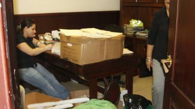 Solo los puestos corporativos se han cambiado; lo demás sigue igual.