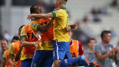 Fue una fiesta verde y amarilla con nueva goleada.