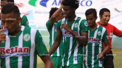 Maylor Nuñez llega al Olimpia procedente del Juticalpa. (Foto centro)