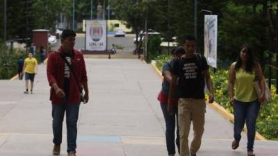 Las clases se reanudaron ayer en la Universidad Nacional Autónoma de Honduras en Tegucigalpa.