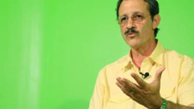 Mauricio Villeda asegura que frenará el despilfarro económico cuando llegue a la Presidencia.