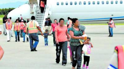 A mediados de este año, varias familias hondureñas llegaron deportadas de Estados Unidos.