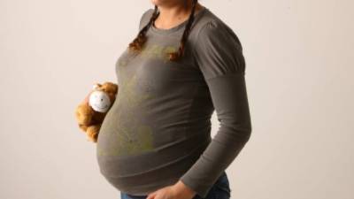 Es importante la educación sexual para evitar embarazos en adolescentes.