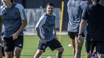 Lionel Messi durante su primer entrenamiento como jugador del Inter Miami.