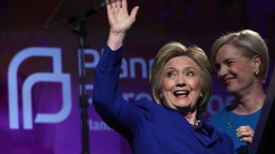 Hillary trata de sumar apoyos para enfrentar a Donald Trump al frente de un partido unido. Foto:AFP
