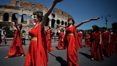 Varios desfiles ya actividades se desarrollarán en Roma.