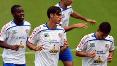Los jugadores ticos en el entrenamiento de la selección.