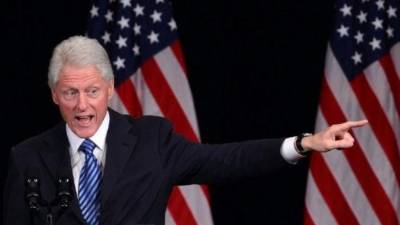 El exmandatario se sumó a los comentarios de rechazo a la última medida del Gobierno de Maduro contra la oposición.