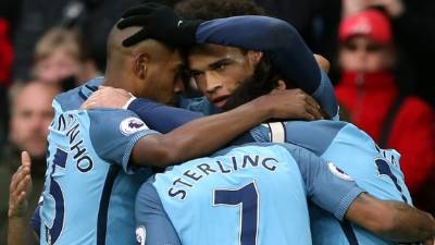 NVR001. Sunderland (United Kingdom), 05/03/2017.- Manchester City's Leroy Sane (C) celebrates scoring with teamates during the English Premier League soccer match between Sunderland and Manchester City at The Stadium of Light Stadium, Sunderland, Britain, 5 March 2017. EFE/EPA/Nigel Roddis EDITORIAL USE ONLY. No use with unauthorized audio, video, data, fixture lists, club/league logos or 'live' services. Online in-match use limited to 75 images, no video emulation. No use in betting, games or single club/league/player publications.