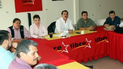 Los dirigentes de Libre y la bancada evaluaron los últimos acontecimientos.