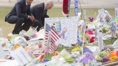El presidente Obama se ha mostrado consternado en su visita a Orlando. AFP