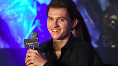 Tom Holland es un hombre de muchas habilidades, y en su actuación en 'Spike Lip Sync Battle' demuestra un talento que había tenido oculto. /// AFP FOTO/ JUNG Yeon-Je