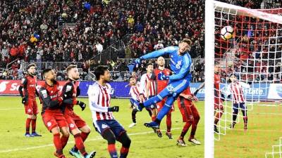 Las Chivas dieron un gran paso para ser los campeones de Concacaf y estar en el Mundial de Clubes. FOTO AFP.