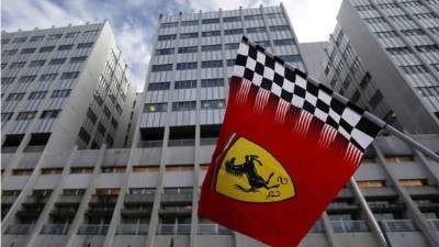 Michael Schumacher sigue tratando de despertar.