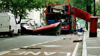 Así quedó el autobús donde se inmoló el último de los cuatro suicidas que sembraron el pánico en Londres el 7 de julio de 2005.