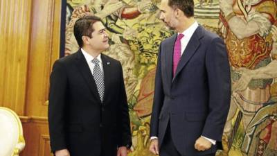Durante la visita del presidente Juan Orlando Hernández y su esposa al Palacio Real, el rey Felipe VI reiteró que el compromiso de España con Honduras es firme y no depende de coyunturas.