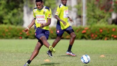 Bryan Róchez, en un entrenamiento con el Real España.