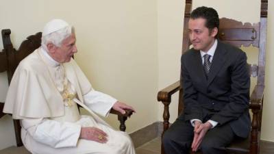 El mayordomo del Papa, Gabriele, causó polémica al filtrar documentos secretos./AFP.