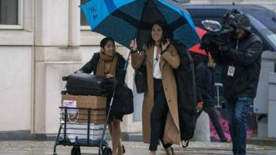 El histórico juicio contra el narcotraficante mexicano Joaquín 'El Chapo' Guzmán, acusado de liderar el mayor cartel de drogas del mundo y del envío de más de 155 toneladas de cocaína a Estados Unidos, comenzó este lunes en Nueva York bajo extremas medidas de seguridad.