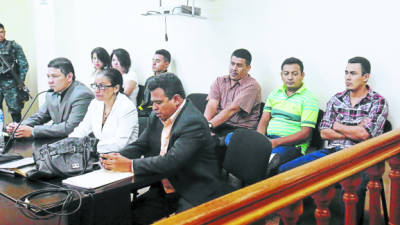 Los defensores Wilson Díaz, Martha Hernández y Nelson Ayala expusieron sus conclusiones y pidieron al Tribunal absolver a los seis acusados.