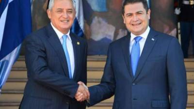 Los presidentes de Guatemala y Honduras Otto Pérez y Juan Orlando Hernández.