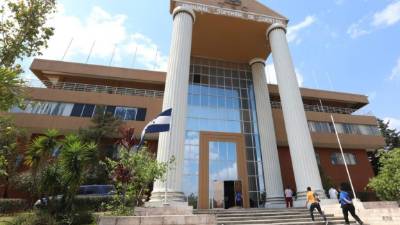 El presidente del TSC, José Juan Pineda, remitió el informe de auditoría al presidente de la Cree, Ricardo Gustavo Espinoza, el 9 de marzo de 2017.