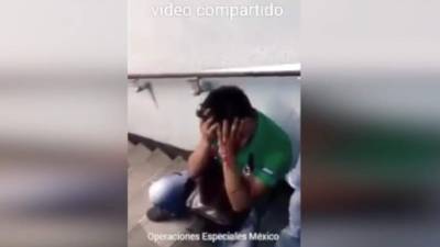 El hombre intentó huir pero fue detenido por personas ante los gritos de la mujer.