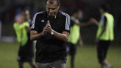 El técnico del Honduras Progreso, Wilmer Cruz, salió contento con el triunfo ante el Parrillas One.