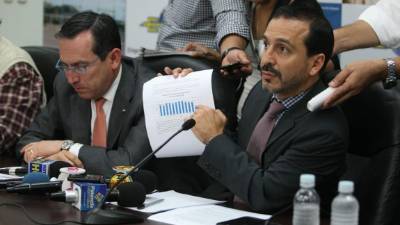 Wilfredo Cerrato (derecha) y Marlon Tábora, encabezan el Gabinete Económico.