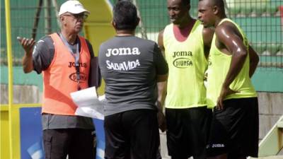 Fabio da Silva y Mauro dos Santos dialogaron con el técnico Jairo Ríos.
