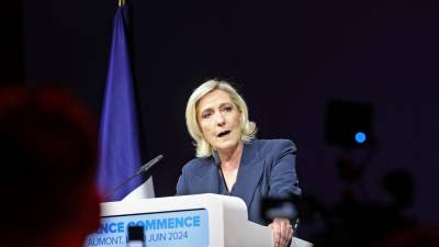 El partido ultraderechista Agrupación Nacional (RN) de Marine Le Pen logró más del 34% de votos en las legislativas francesas.
