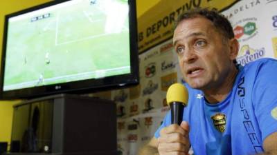 Daniel Uberti en conferencia de prensa. Foto Delmer Martínez