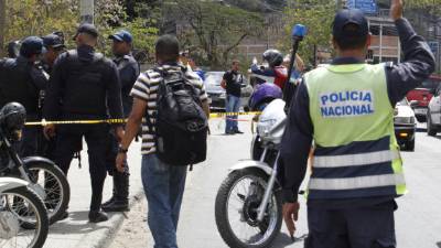 Policías disciplinados en el cumplimiento del servicio, propone diputado.