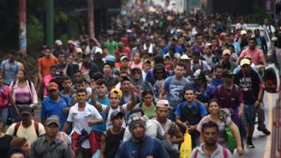 La caravana de migrantes partió esta mañana de Ciudad de Guatemala hacia Tecún Umán, frontera con México./AFP.