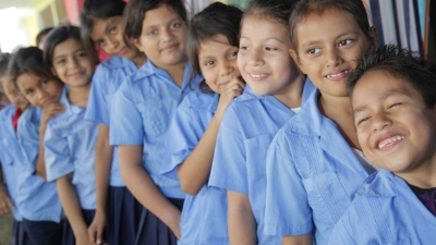 Los escolares de la Alfonso Lacayo de la Rivera Hernández felices en su primer día de clases.
