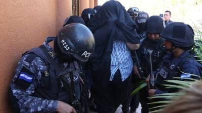 Marihuana, dinero producto de su venta y armas de fuego fueron sacadas de circulación por autoridades policiales y del Ministerio Público a más de 200 detenidos.