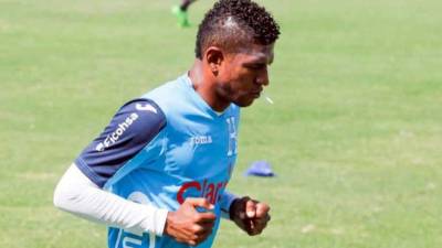 Costly apunta para ser titular este martes.