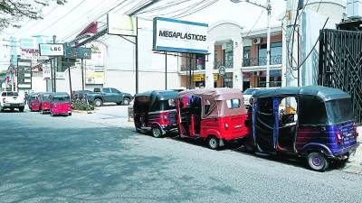 Dos atentados criminales se registraron en menos de 24 horas en la capital en contra de operadores del transporte donde una persona murió.