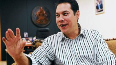 El gerente de Hondutel Jesús Mejía ofreció a los empleados suspendidos la renuncia a sus labores.