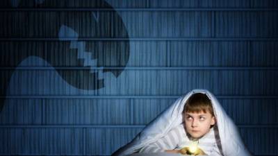 El miedo a la oscuridad es uno de los más frecuentes en la infancia.