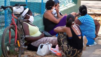 El confinamiento transforma las casas en un espacio de una violencia psicológica y física, sobre todo para las mujeres y niños, aseguran los expertos.